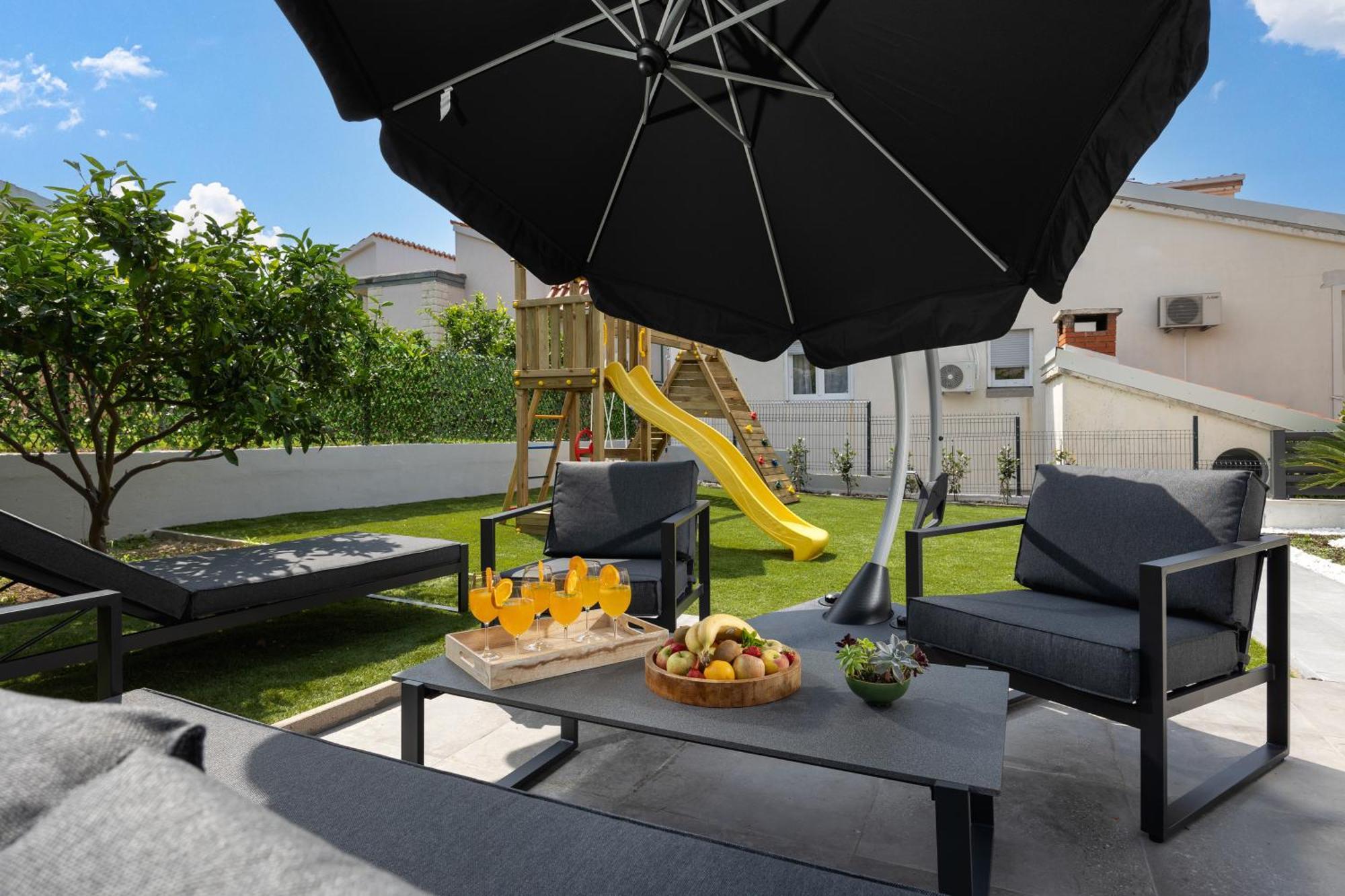 Apartments Solmar Podstrana Exterior photo